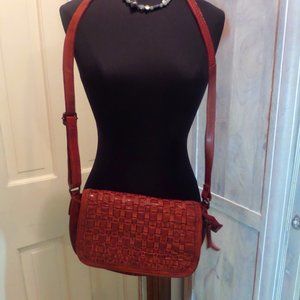 Vilenca HollandWoven Leather crossbody